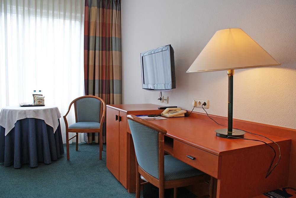 Fletcher Landhotel Bosrijk Roermond Exterior photo